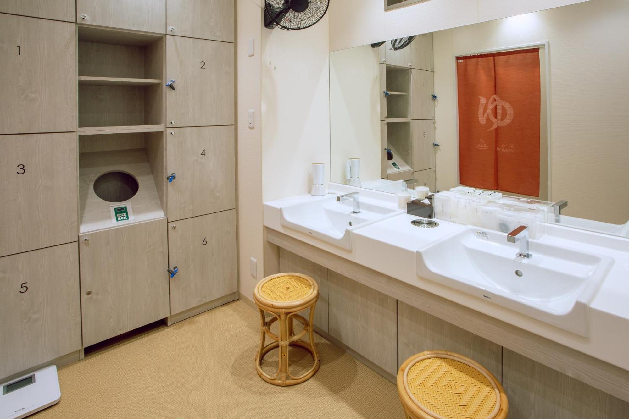 Kuretake Inn Premium Meieki Minami Нагоя Экстерьер фото